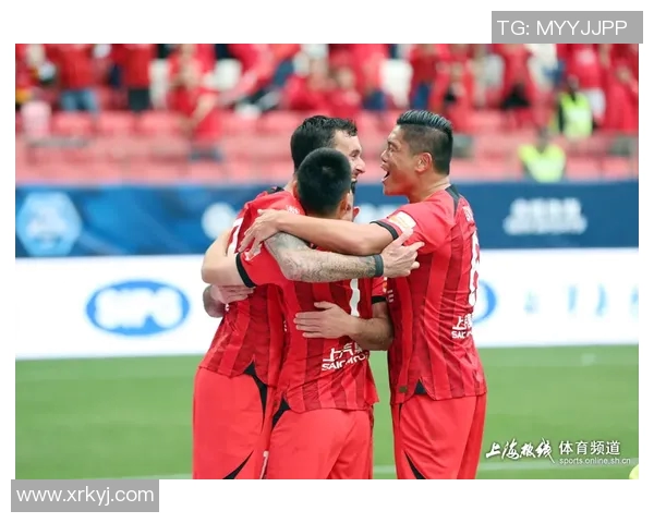 科洛科洛与科布雷索激战正酣谁能在这场对决中笑到最后